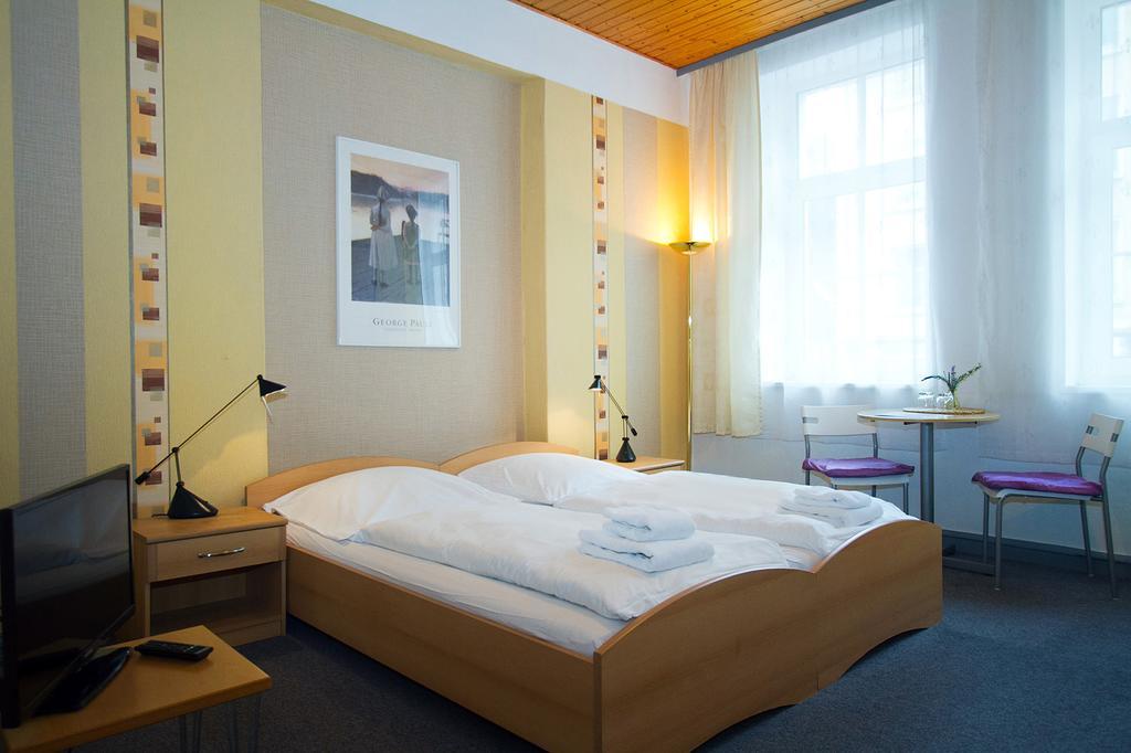 Hotel Neun 3/4 Celle Exterior foto