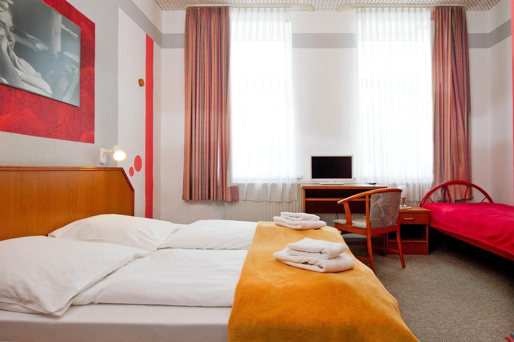 Hotel Neun 3/4 Celle Exterior foto